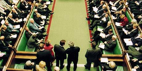 Nota de prensa sobre el debate en el Parlamento británico